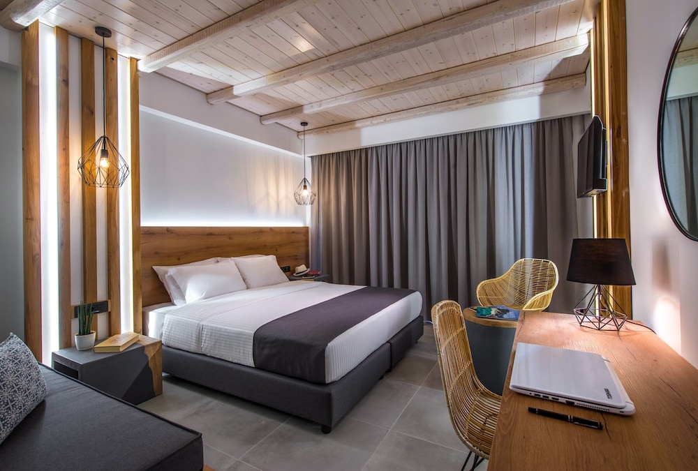 Deluxe Double Room, Sea View - Photo 2