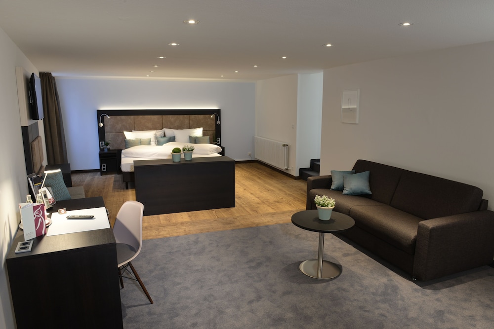 Basic Quadruple Room (Suterain)