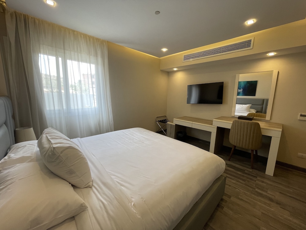 Family Studio King Apartment