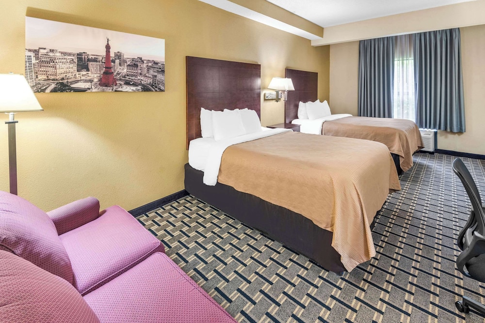 Room, 2 Queen Beds - Photo 1