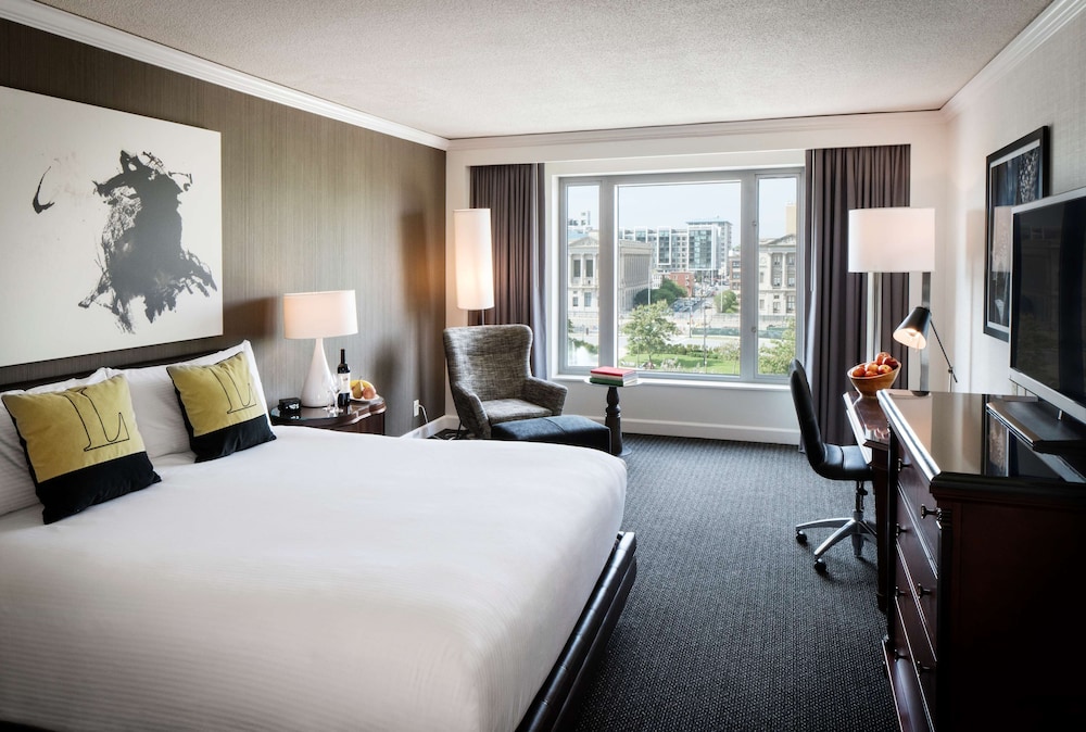 Room, 1 King Bed, Accessible, Park View (Hearing) - Photo 5