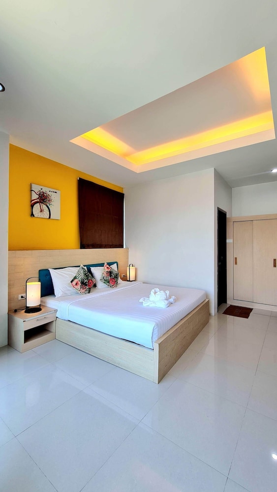 Standard Room with window photo 3