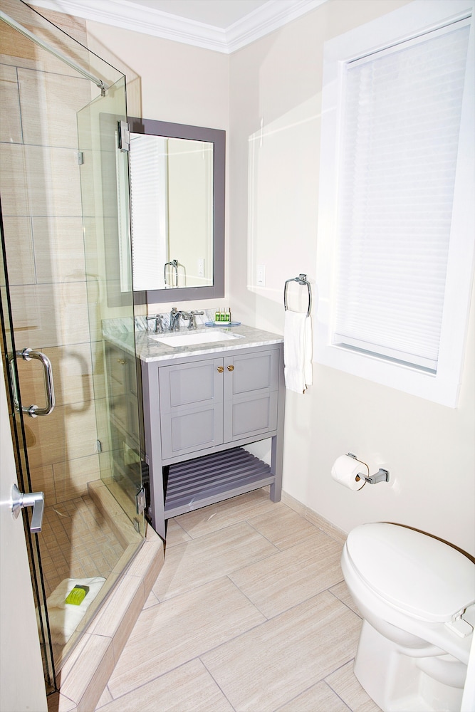 Double Room Single Use, 1 Bedroom, Non Smoking, Ocean View photo 3