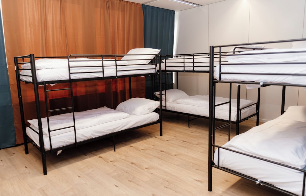 Shared Dormitory, Men only photo 2