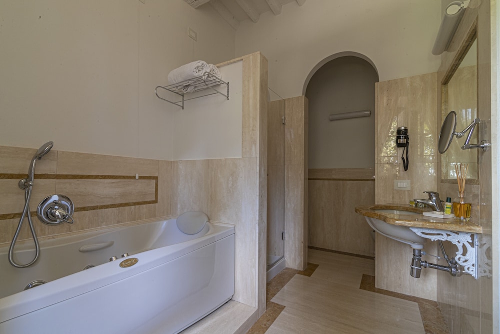 Superior Room - Photo 4