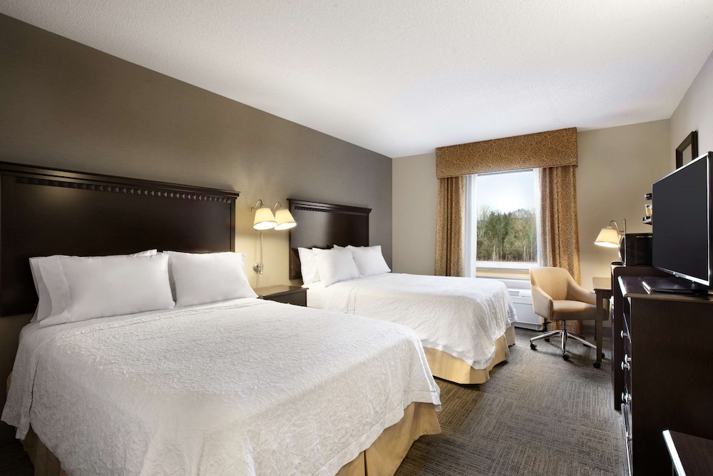 Room, 2 Queen Beds - Photo 2