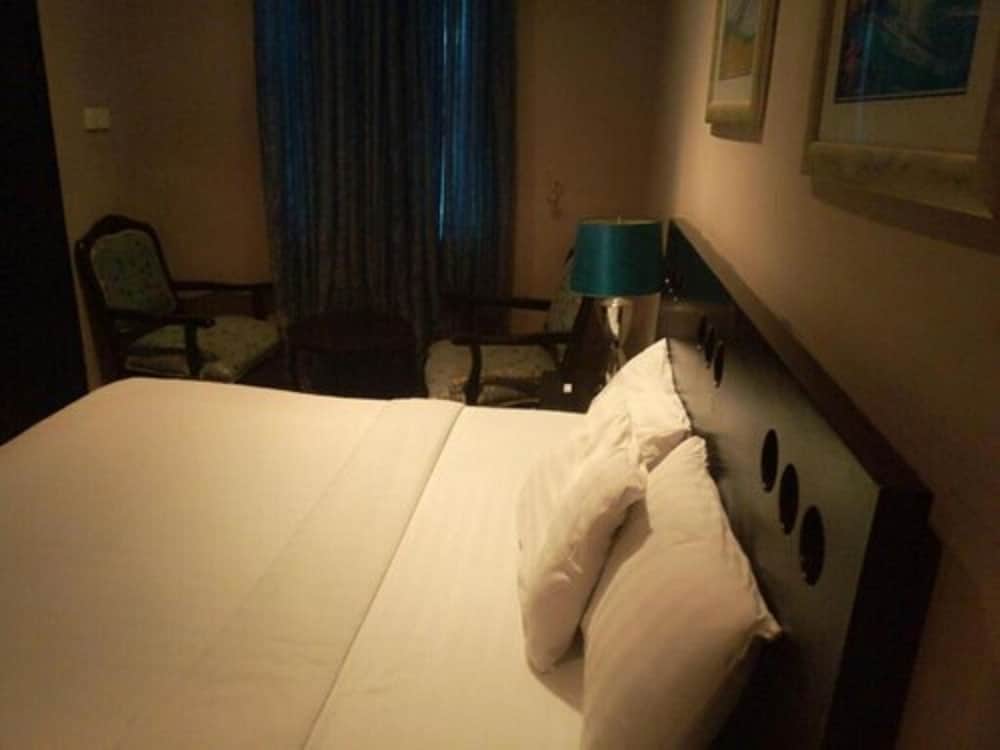 Standard Room - Photo 3