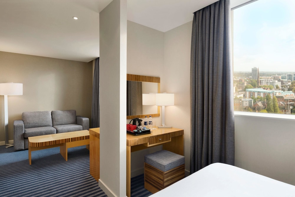 Business Room, 1 Double Bed, Non Smoking - Photo 4