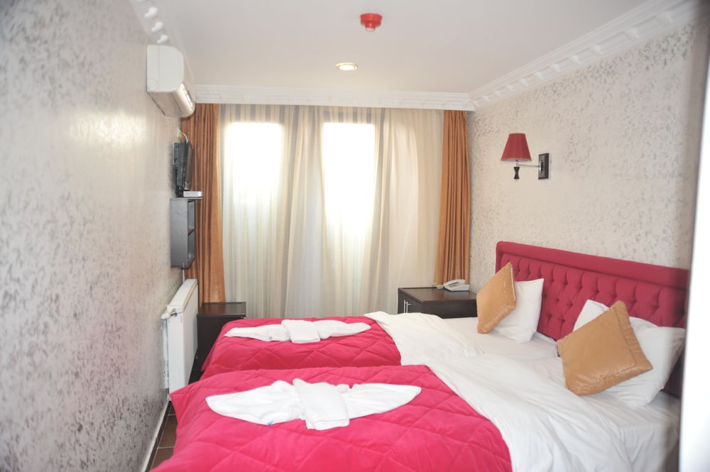 Standard Twin Room photo 1