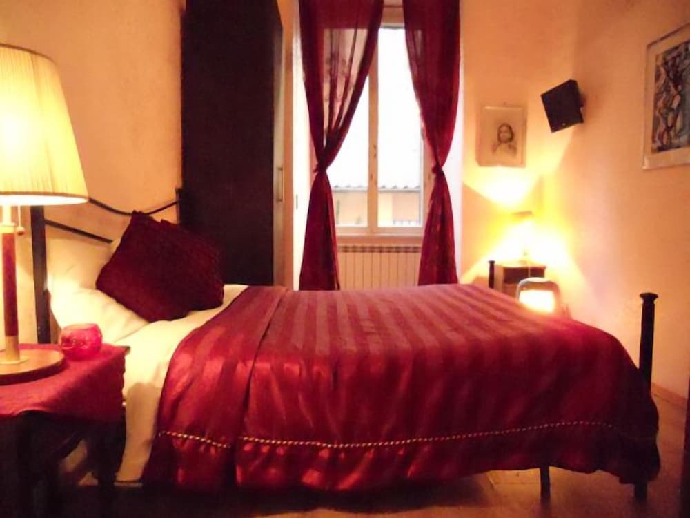Double Room, Shared Bathroom