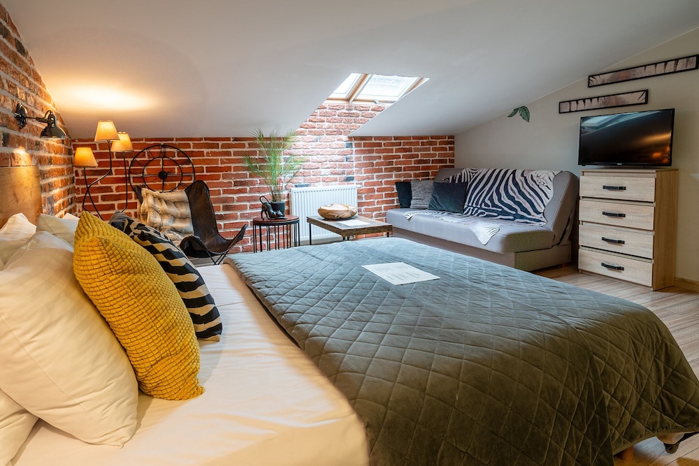 Junior Double or Twin Room photo 2