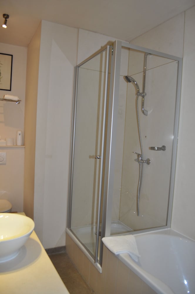Junior Suite, 1 Bedroom - Photo 7
