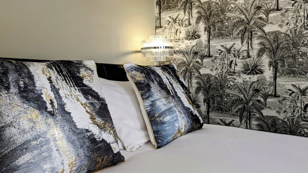 Premium Double Room, 1 Double Bed, Bathtub photo 2