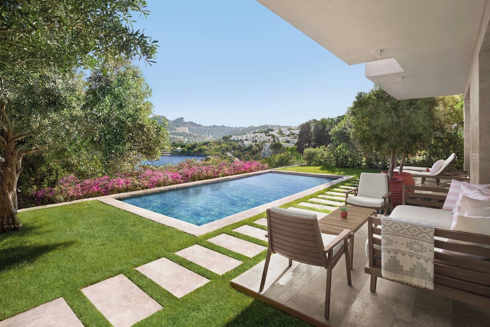 Suite, 1 Bedroom, Private Pool thumbnail 6