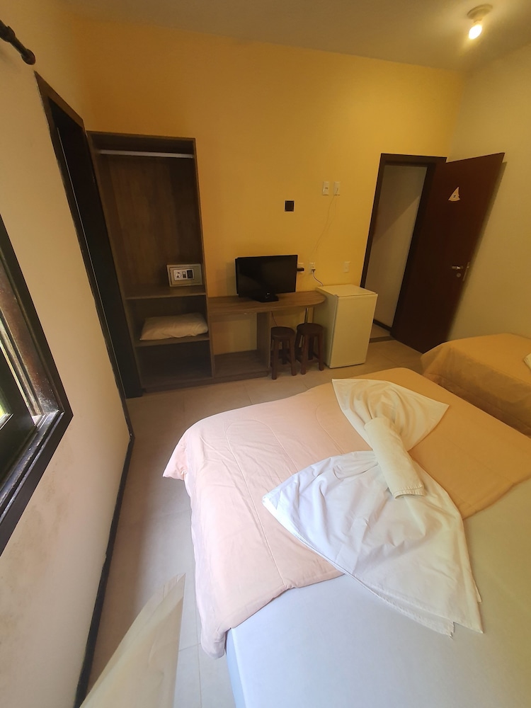 Basic Room photo 2