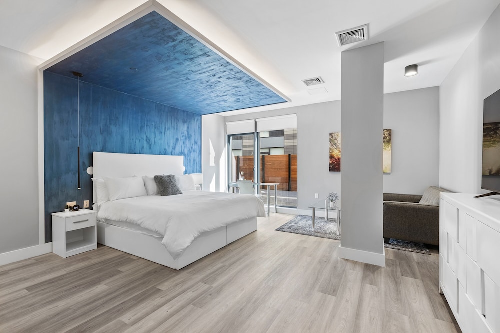 Luxury Studio Suite, 1 King Bed