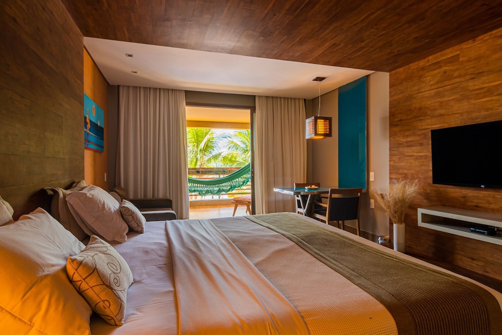 Deluxe Suite - Photo 2