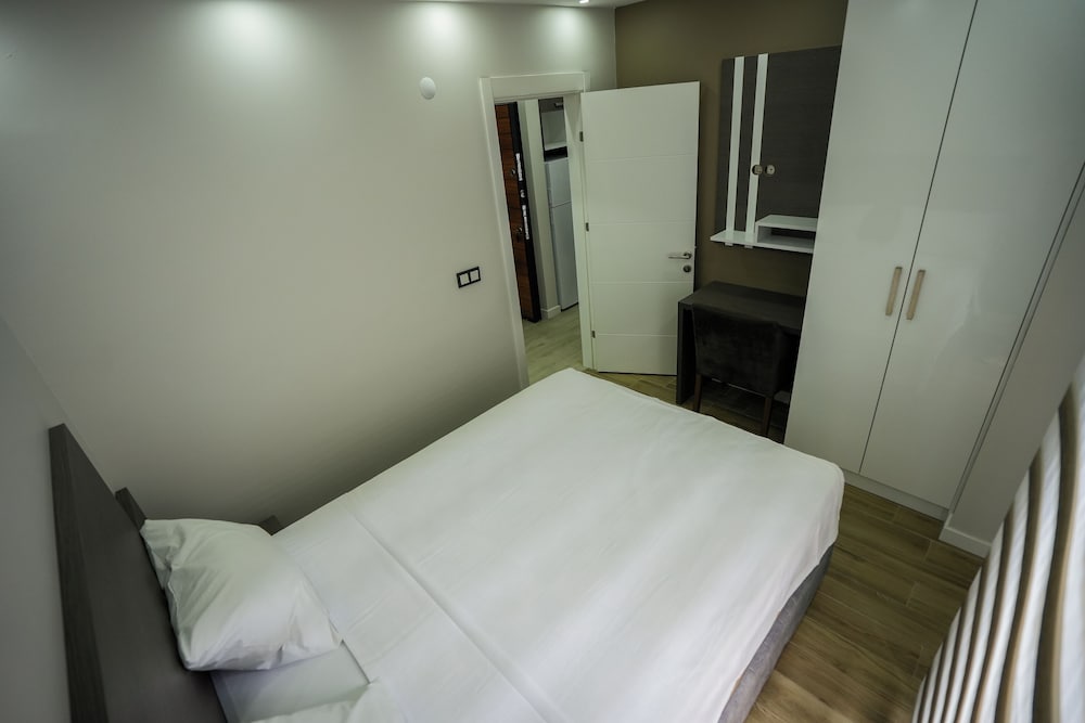 Deluxe Double Room, City View photo 3