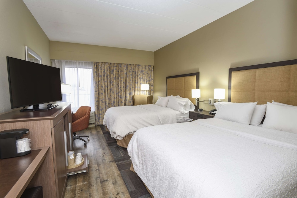 Room, 2 Queen Beds, Accessible, Non Smoking (Hearing Impaired)