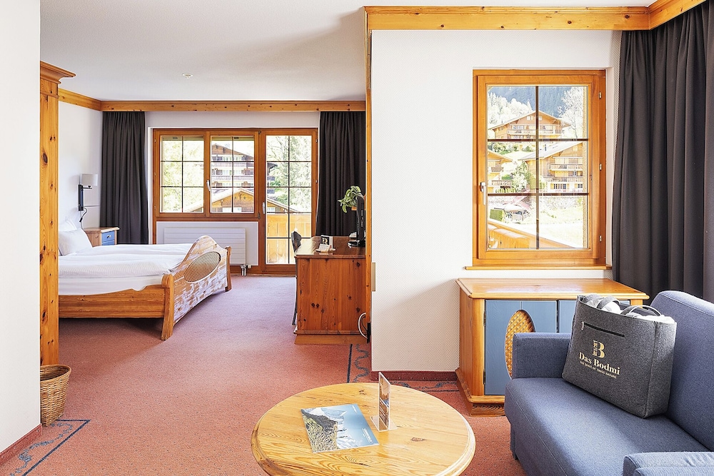 Junior Suite, Balcony, Hill View