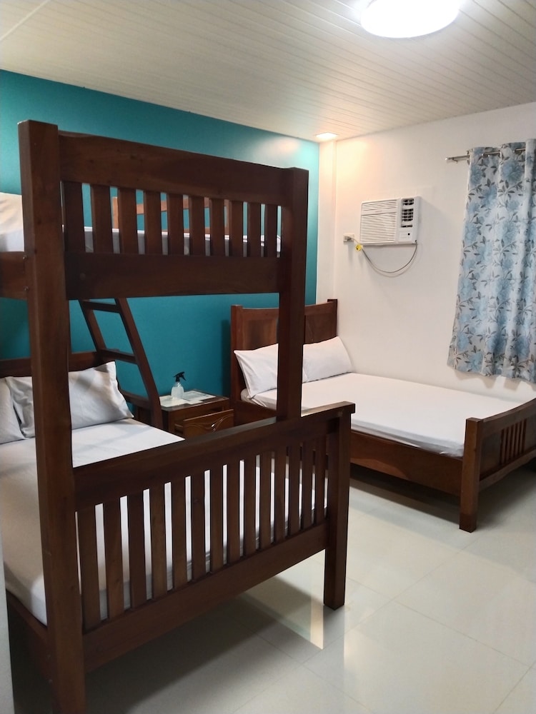 Deluxe Room - Photo 3
