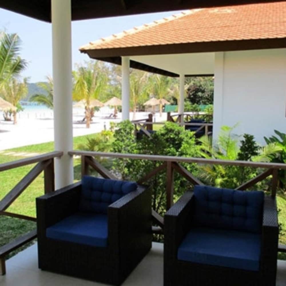 Villa, Sea View, Beachfront - Photo 4