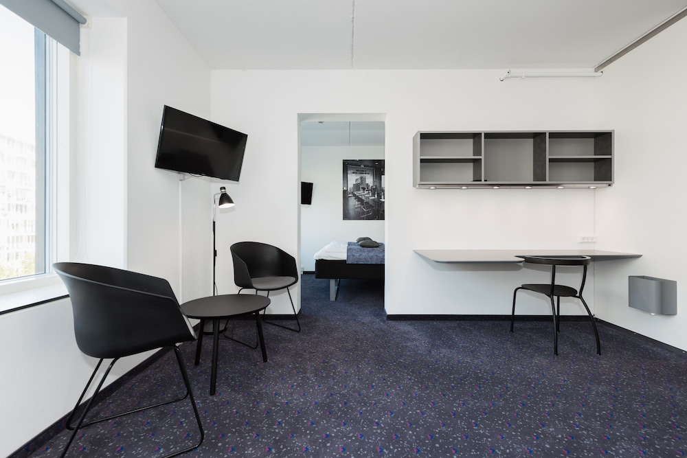 Apartment, 1 Bedroom, Kitchenette photo 1