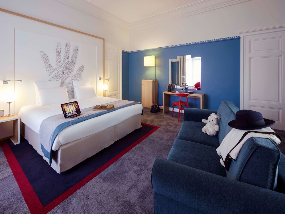 Privilege, Premium Room, 1 Queen Bed with Sofa bed photo 1
