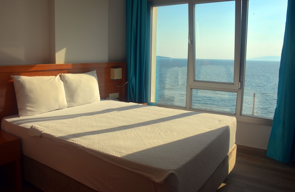 Suite, 2 Bedrooms, Non Smoking, City View