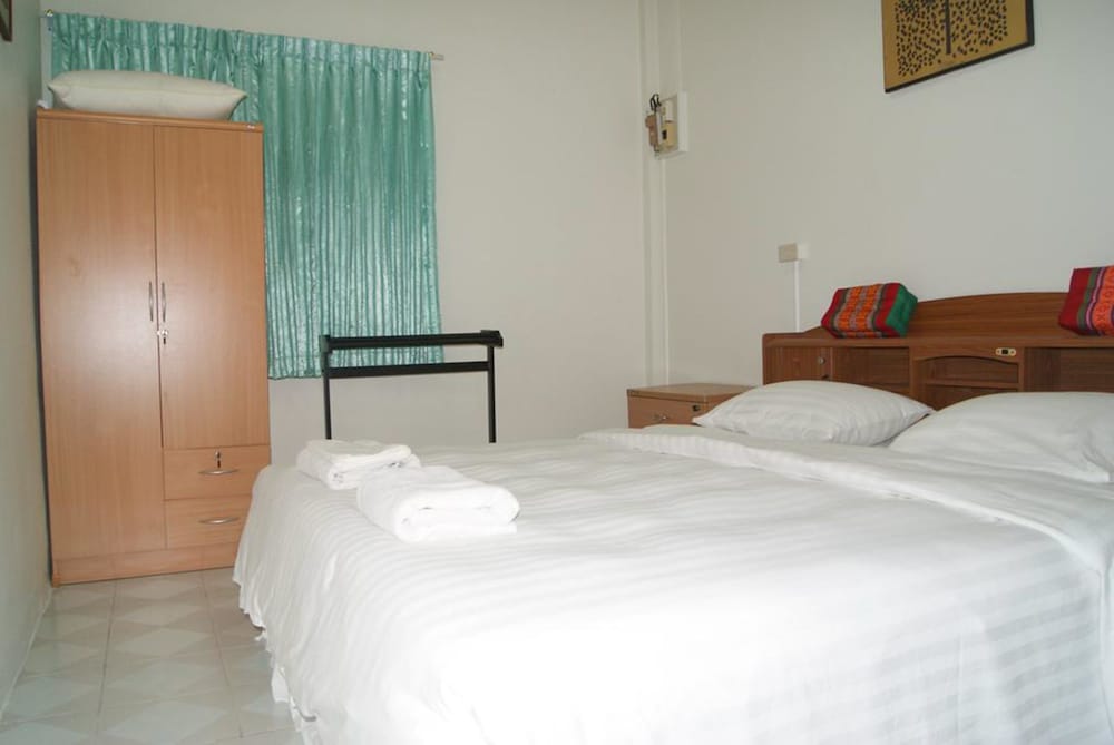 Superior Triple Room photo 2