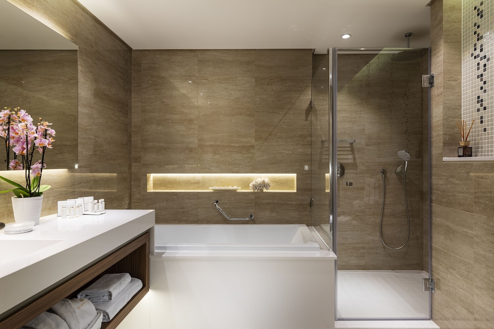 Exclusive Room with Twin Bed - Photo 2