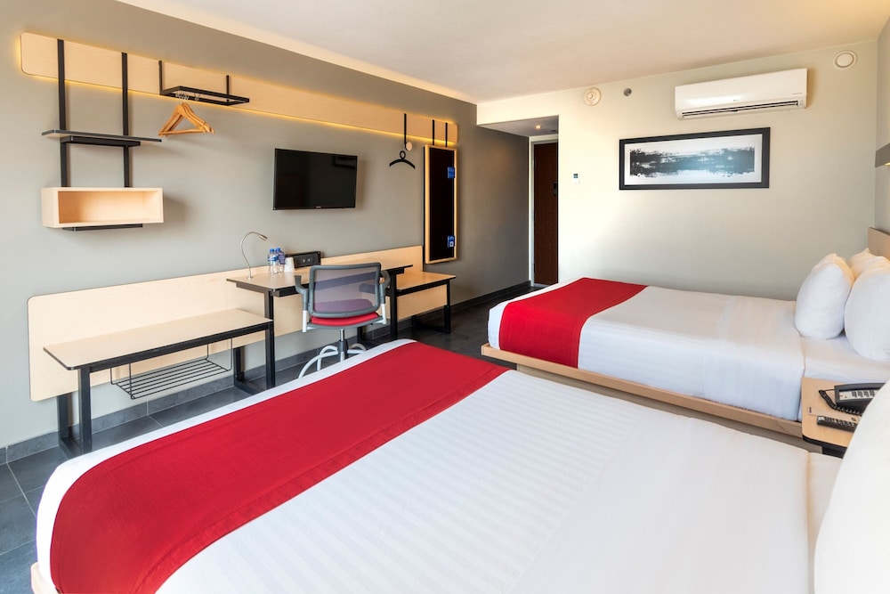 Room, 2 Double Beds photo 1