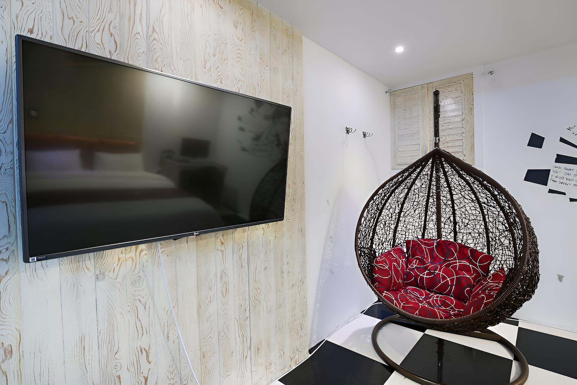 Room (Standard Room) - Photo 9