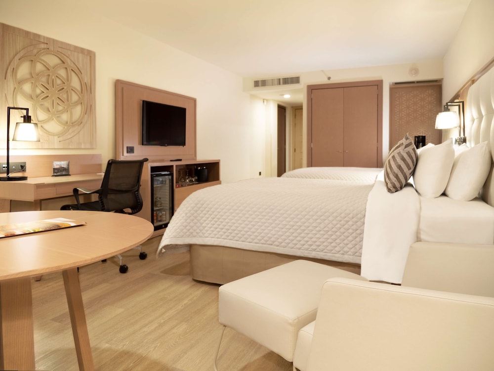 Executive Room, 2 Double Beds - Photo 3