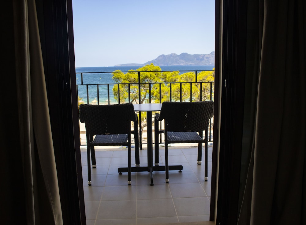 Standard Room, Sea View - Photo 7