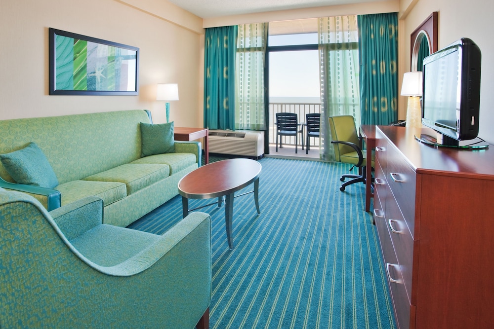 Suite, 1 Bedroom, Oceanfront - Photo 1