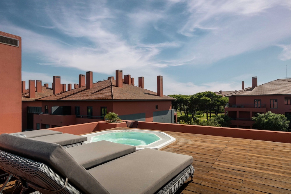 Panoramic Suite, 2 Bedrooms, Garden View (Balcony) - Photo 3