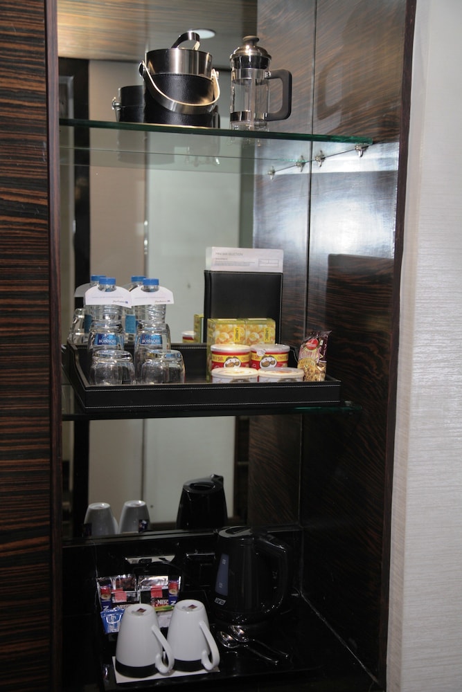 Superior Room (Bed type is subject to availability) photo 3