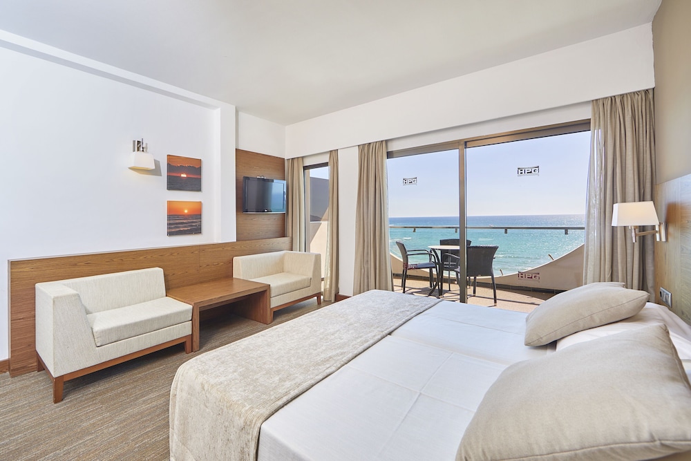 Superior Double Room, Balcony, Sea View photo 3