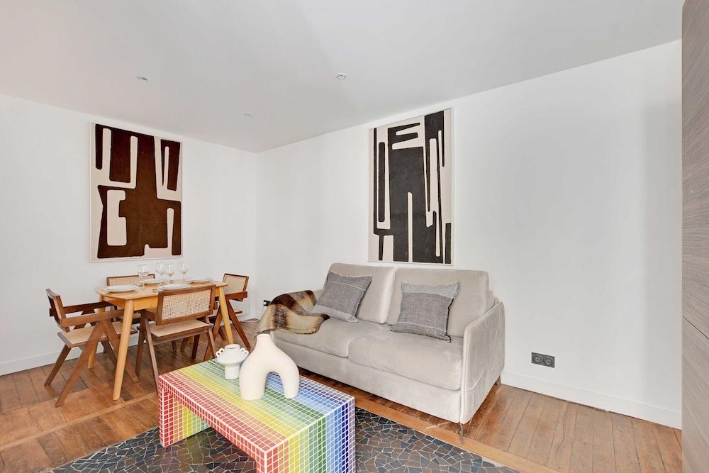 Apartment photo 3