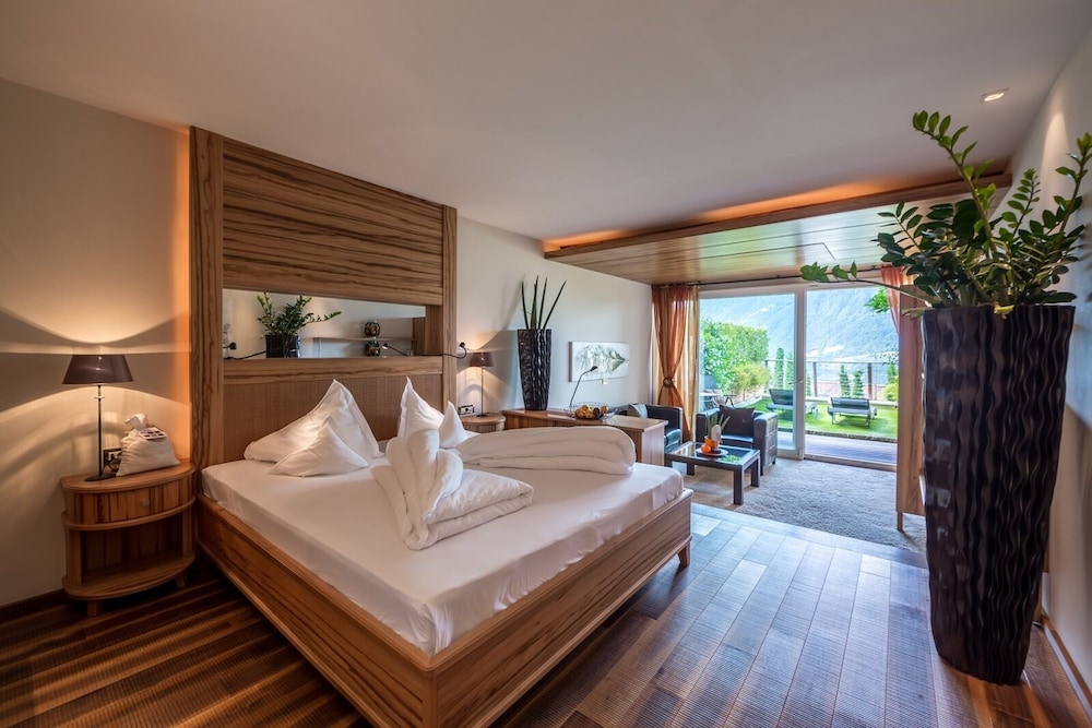 Comfort Double or Twin Room, Balcony, Garden View