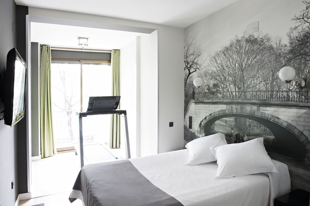 Superior Double Room photo 2