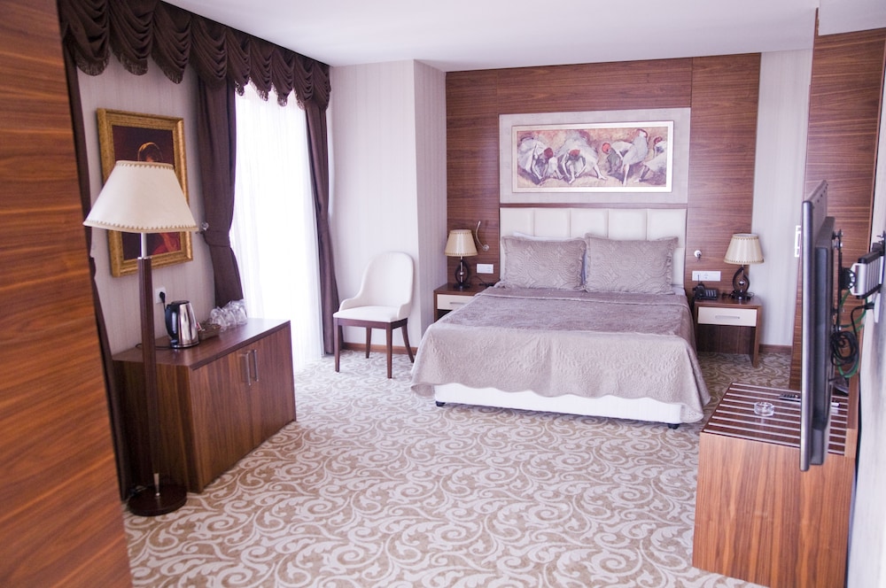 Deluxe Triple Room photo 1