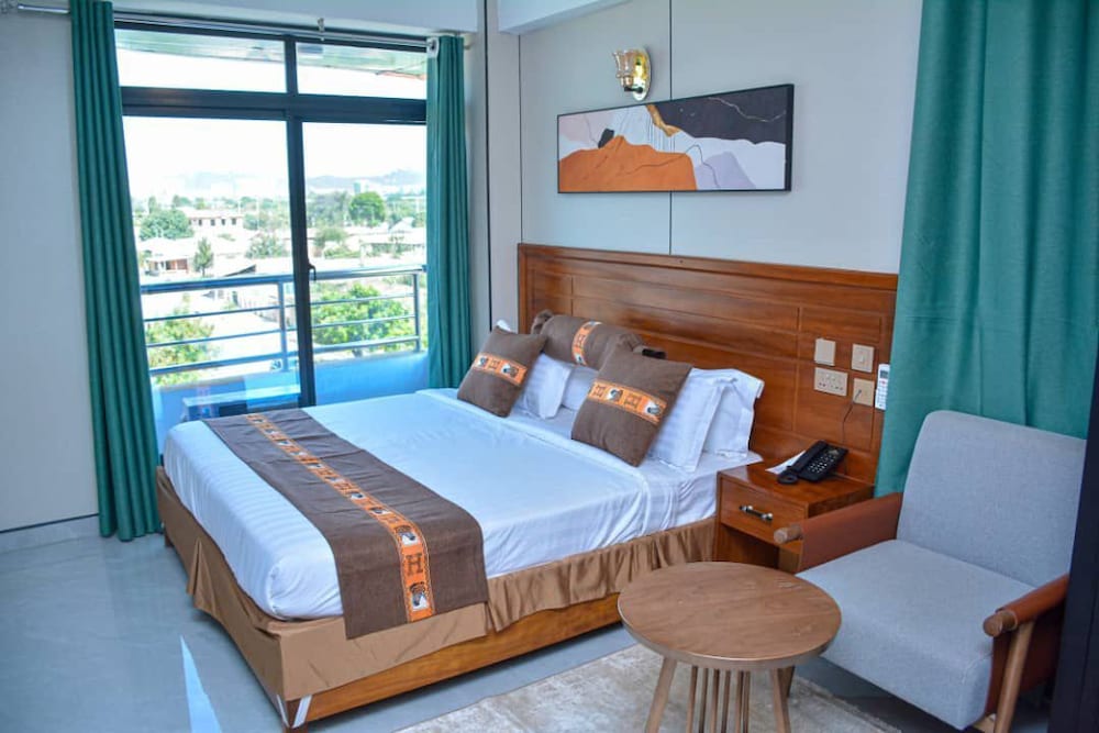 Deluxe Single Room, Balcony, City View photo 1