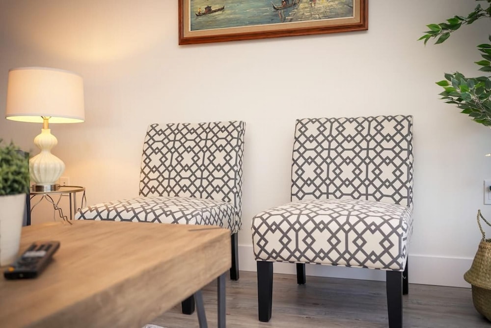 Luxurious Modern 2BR Condo Slps-5 Coffee AC Wifi, Billede 24