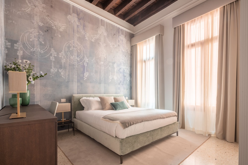 Premium Room (Camelia) photo 1