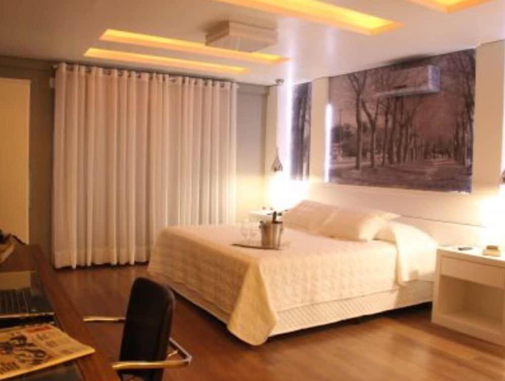 Suite, 1 King Bed