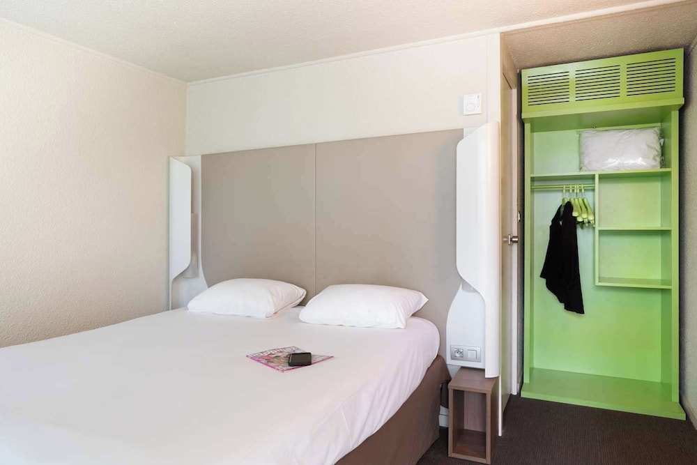 Standard Double Room, 1 King Bed - Photo 1