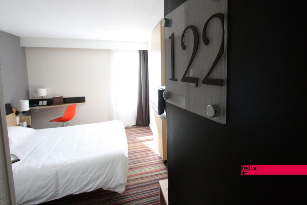Standard Room, 1 Double Bed - Photo 10