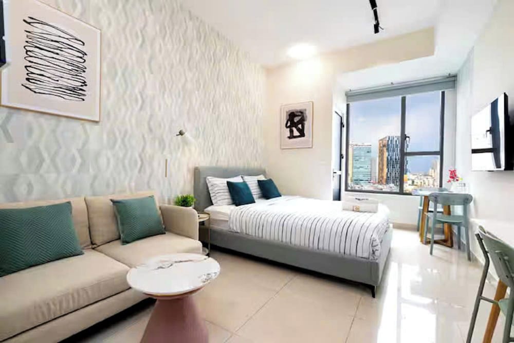 Basic Room, 1 Bedroom, Club Lounge Access, City View